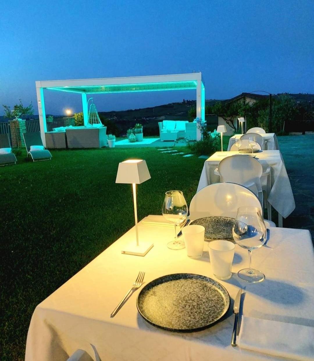 Locanda San Giorgio Невилье Экстерьер фото
