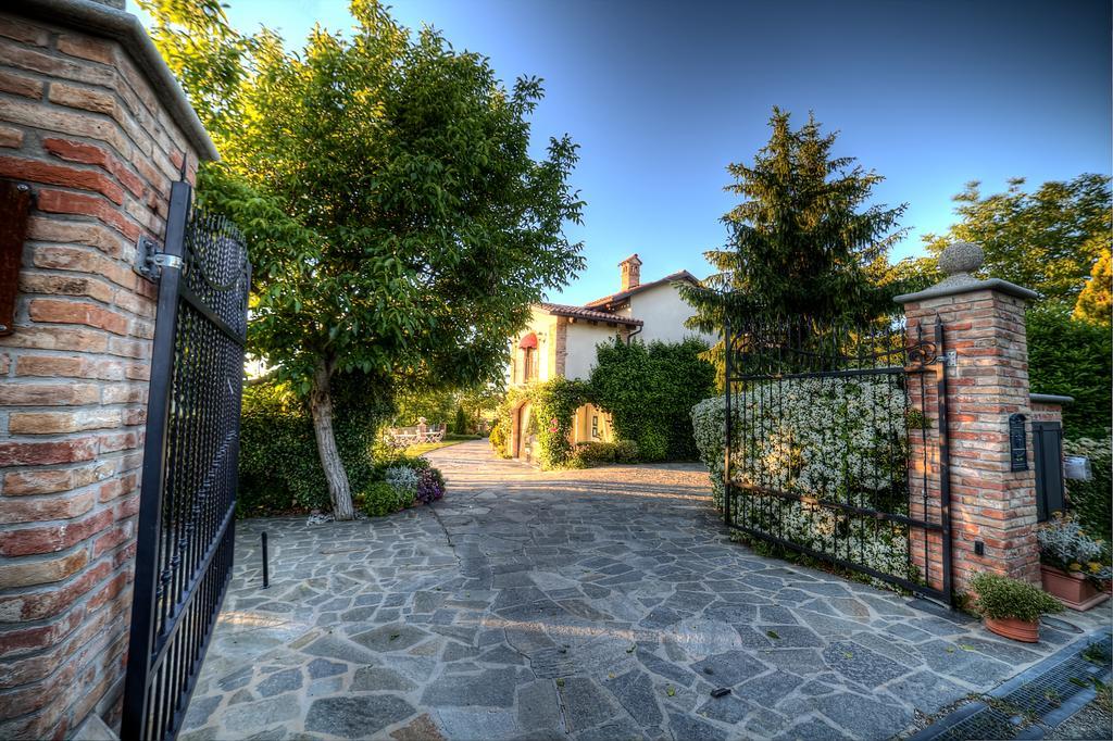 Locanda San Giorgio Невилье Экстерьер фото